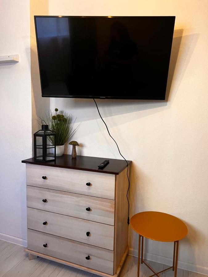 Apartmany V Centre - Vlastna Izba So Spolocnou Kuchynou A Kupelnou Moze Byt Zdielana 2 Inymi Izbami Martin Εξωτερικό φωτογραφία